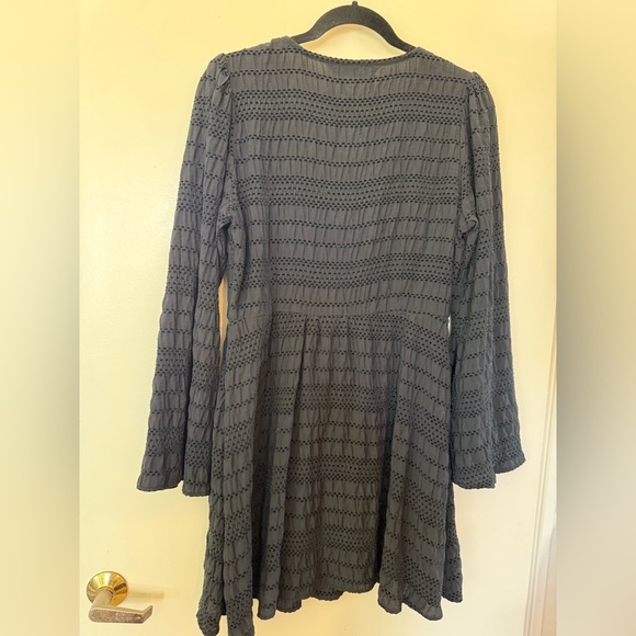 Disturbia Black Long Bell Sleeve V-Neck Mini Dress in Size 6 - Picture 9 of 9